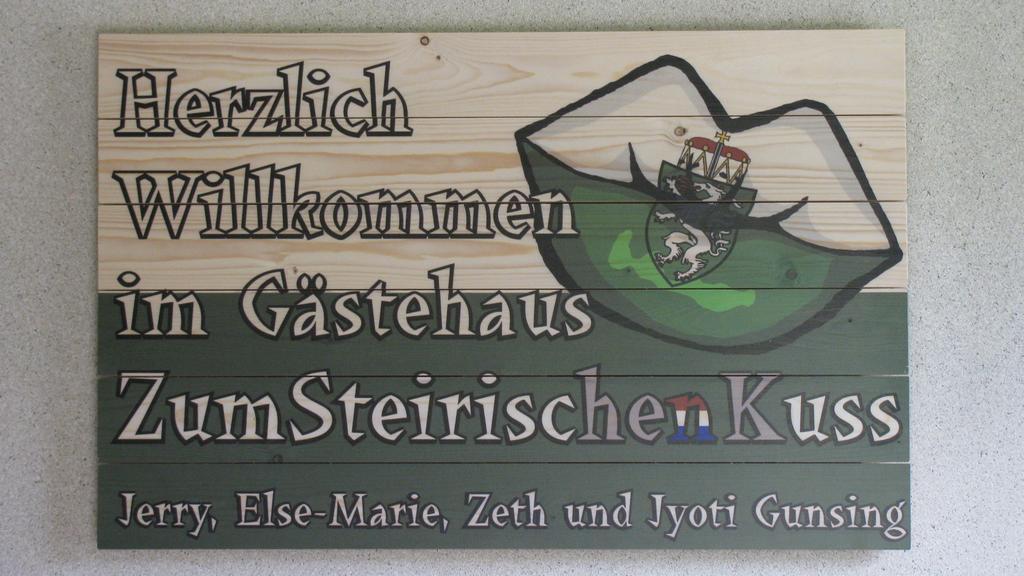 Gaestehaus Zum Steirischen Kuss Aich  Dış mekan fotoğraf
